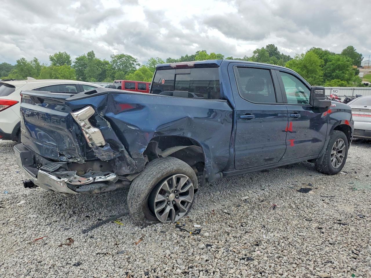 2020 Chevrolet Silverado K1500 Lt - Фото 3