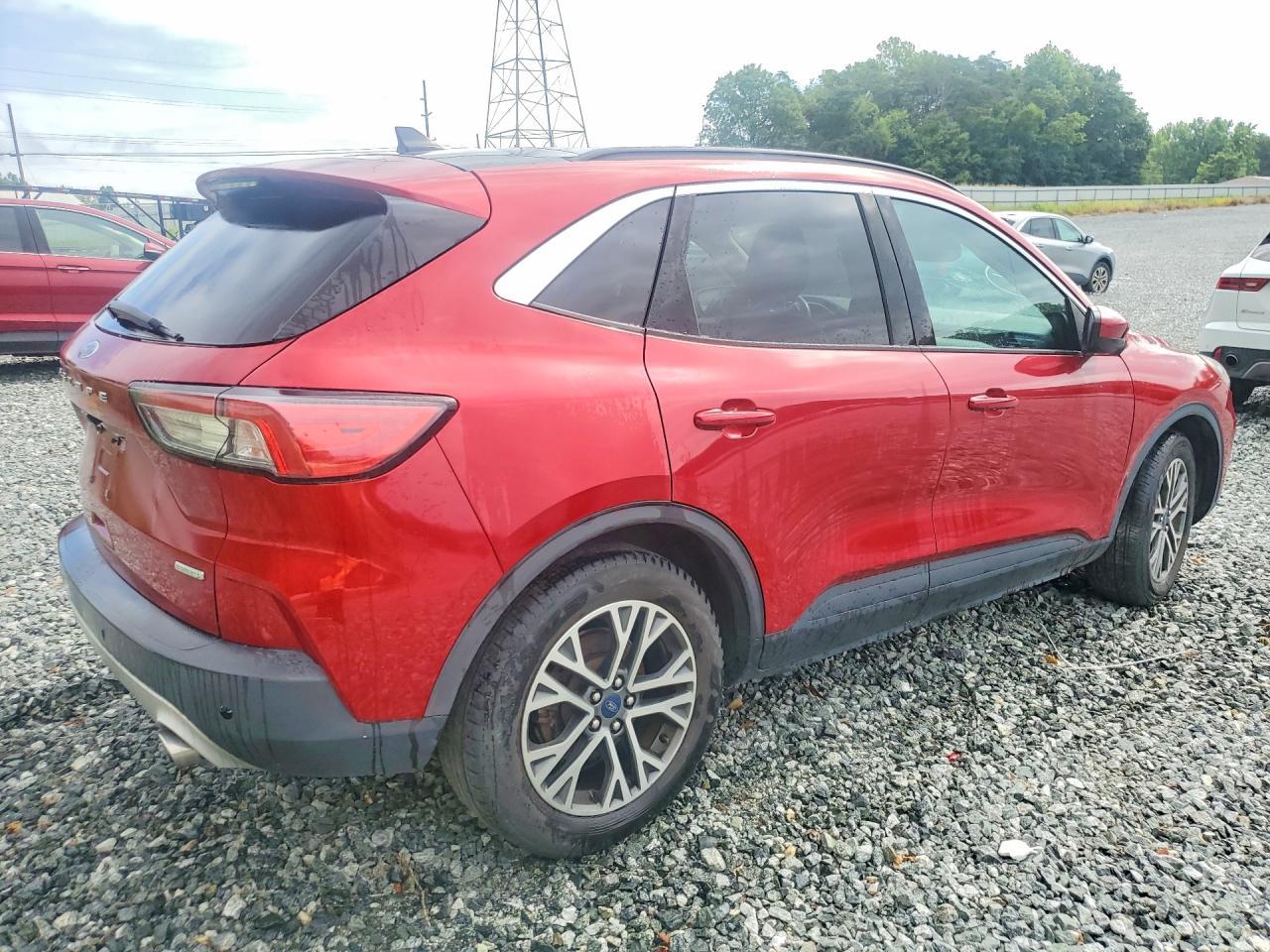 2020 Ford Escape Sel - Фото 3