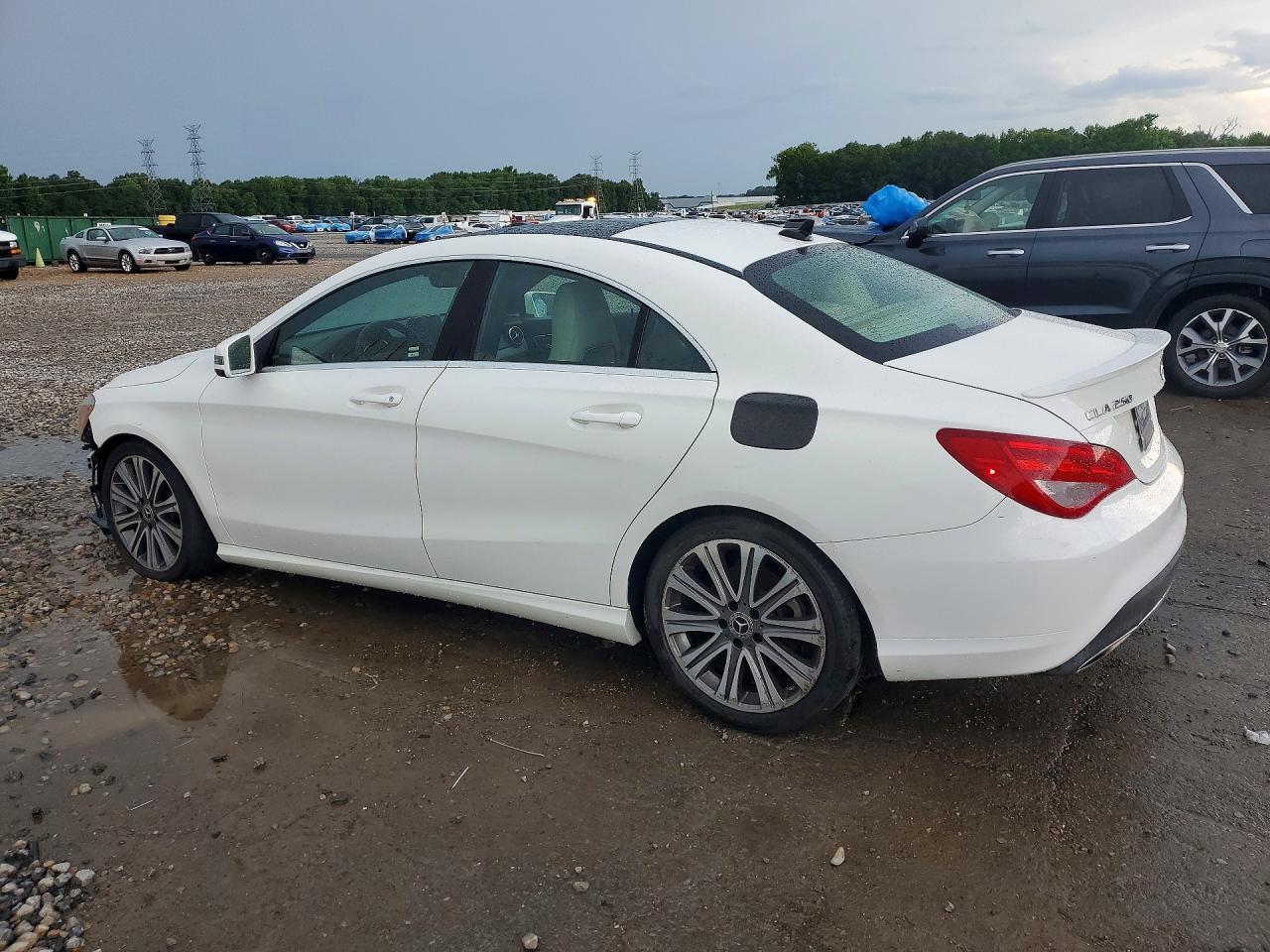 2018 Mercedes-Benz Cla 250 - Фото 2
