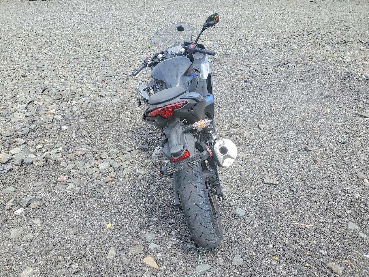 2025 Kawasaki Ex500 A - Фото 4