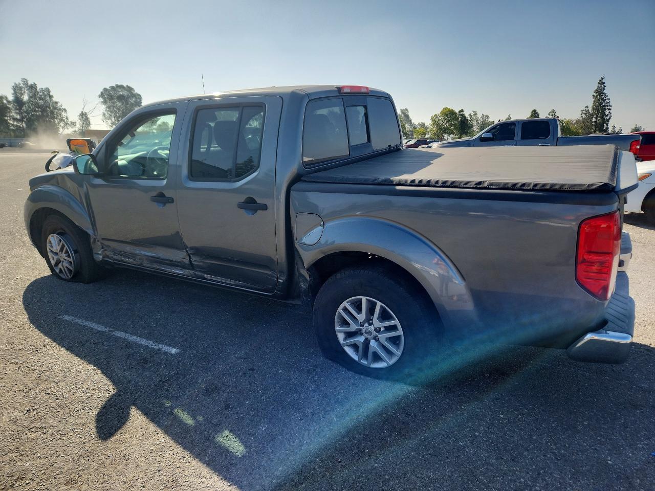 2016 Nissan Frontier Sv - Фото 2