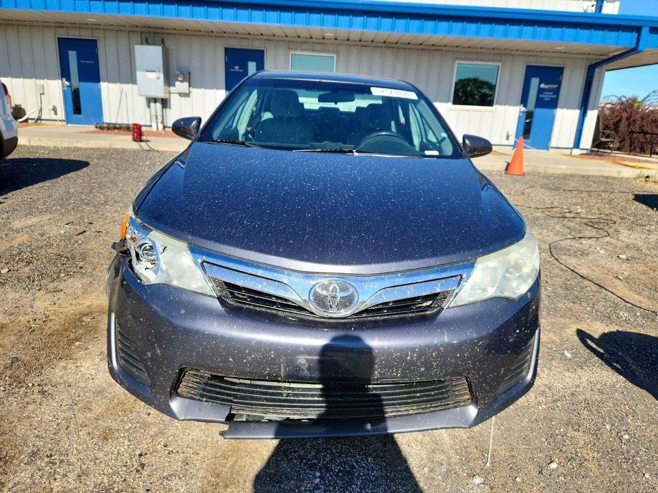 2012 Toyota Camry Le - Фото 5