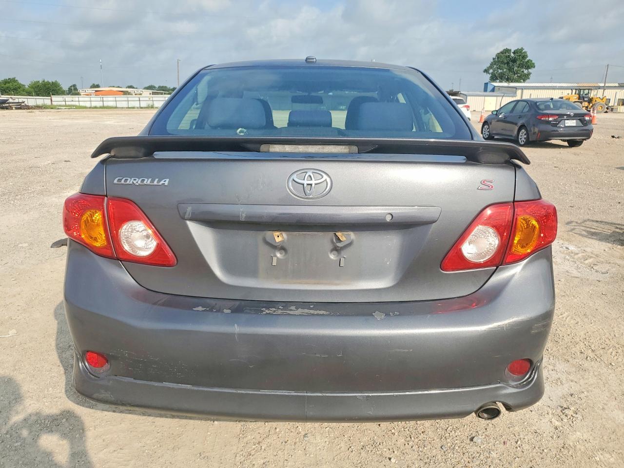 2010 Toyota Corolla S - Image 6