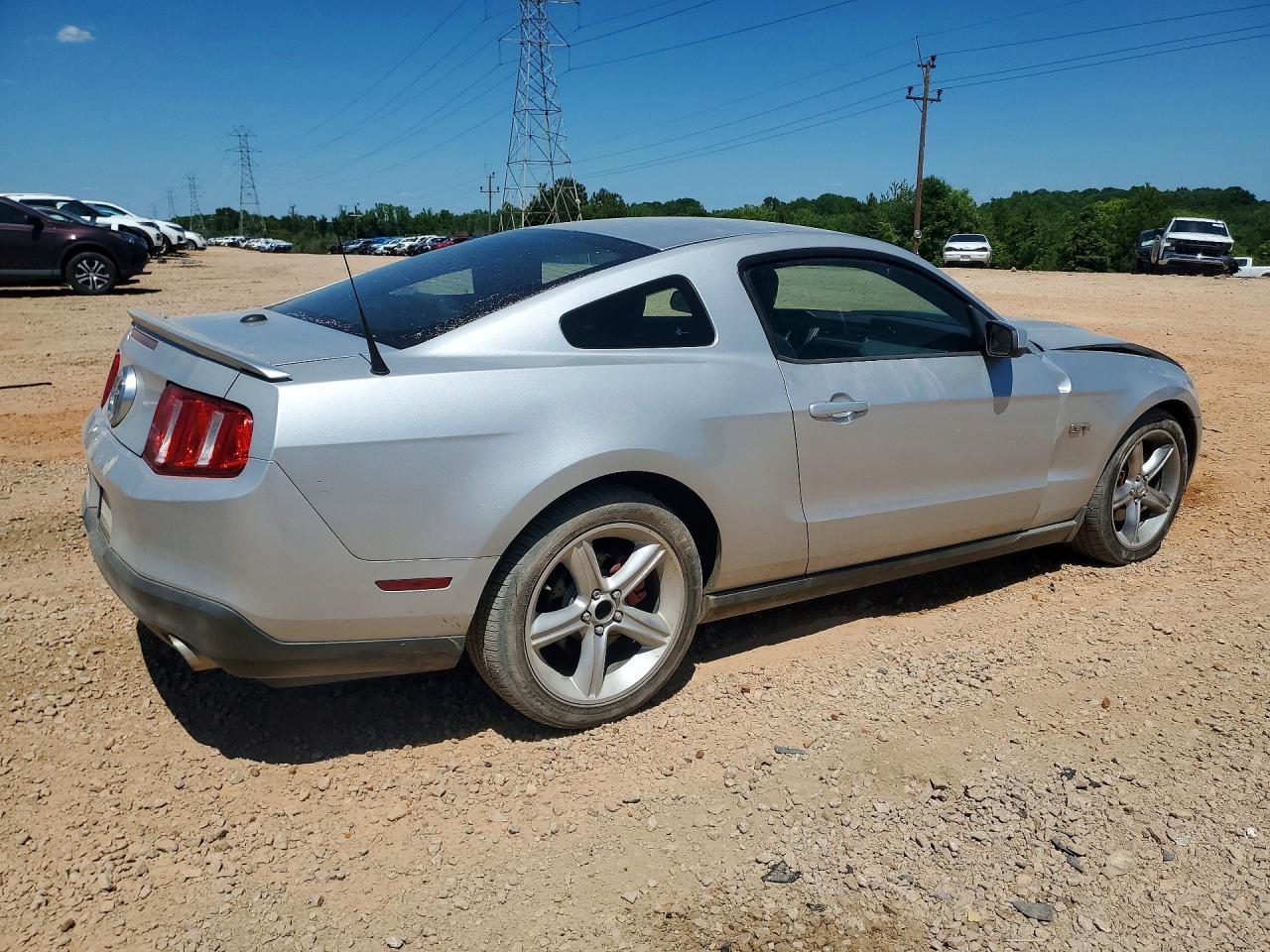 2010 Ford Mustang Gt - Фото 3