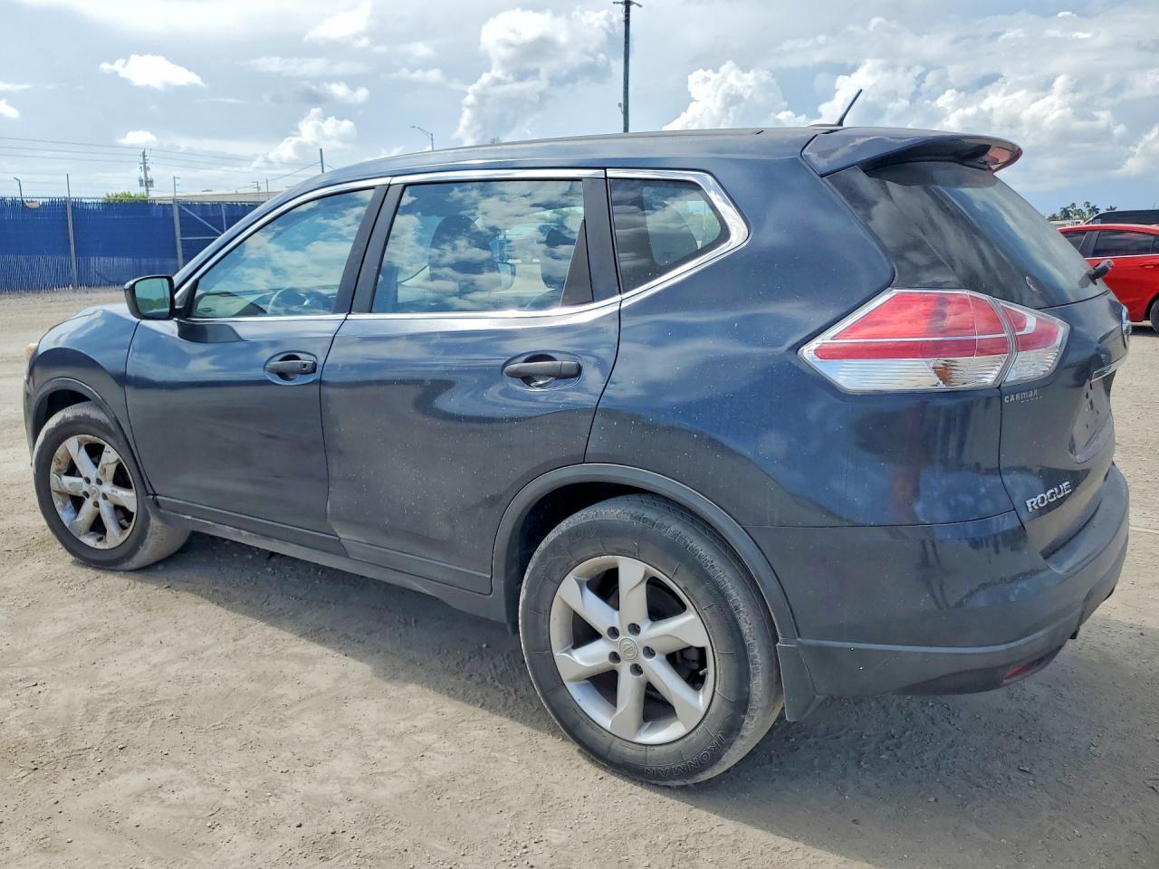 2016 Nissan Rogue S - Фото 2