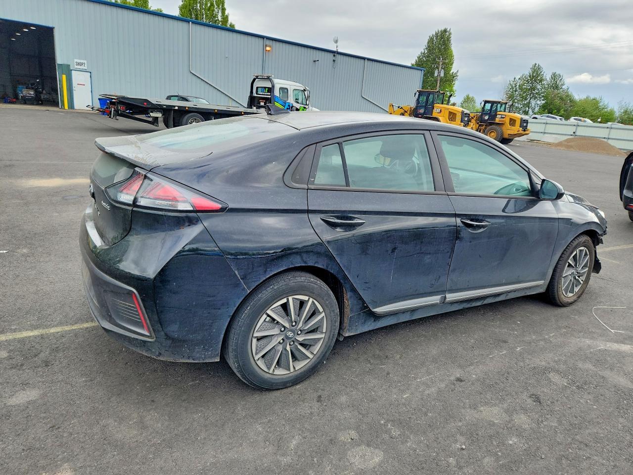 2021 Hyundai Ioniq Se - Фото 3