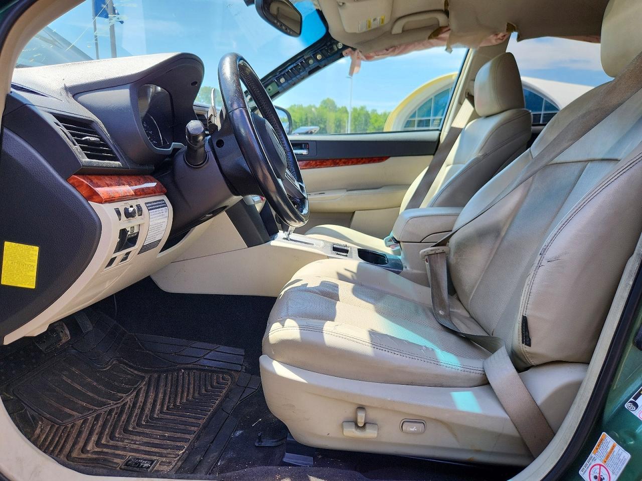 2011 Subaru Outback 2.5I Limited - Image 7