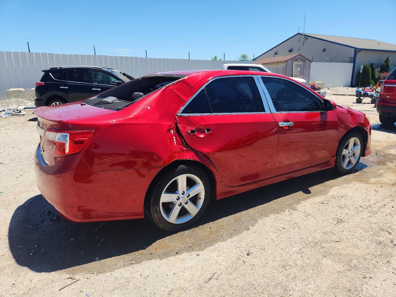 2013 Toyota Camry Se - Image 3