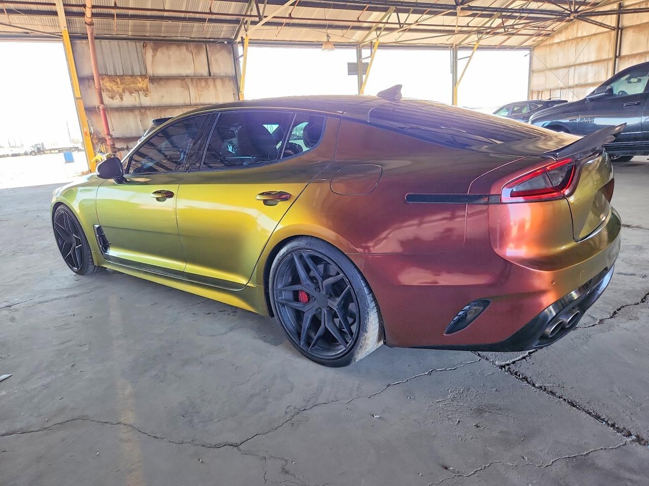 2018 Kia Stinger Gt2 - Image 2