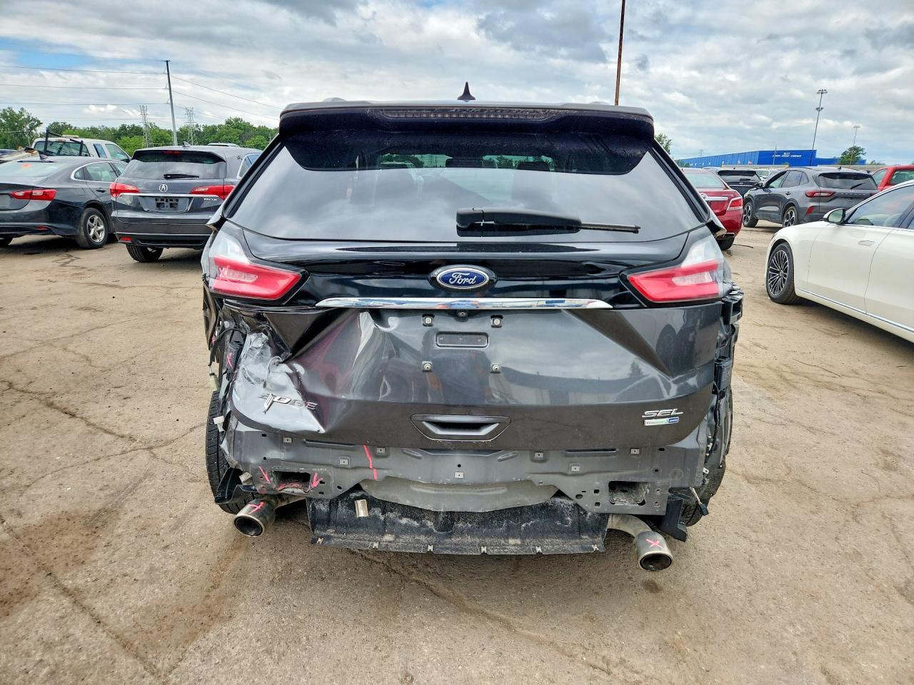 2020 Ford Edge Sel - Фото 6