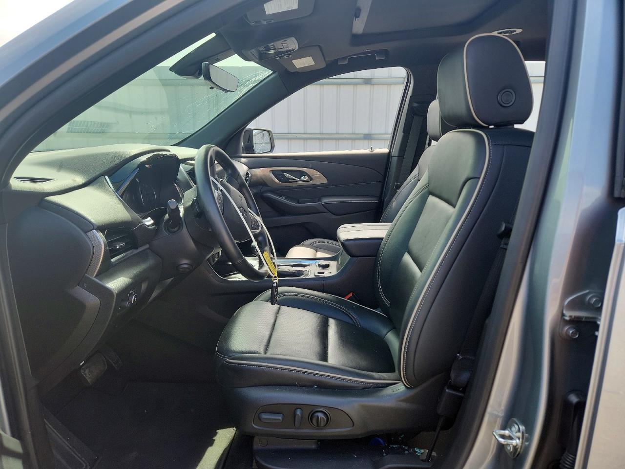 2023 Chevrolet Traverse Premier - Image 7