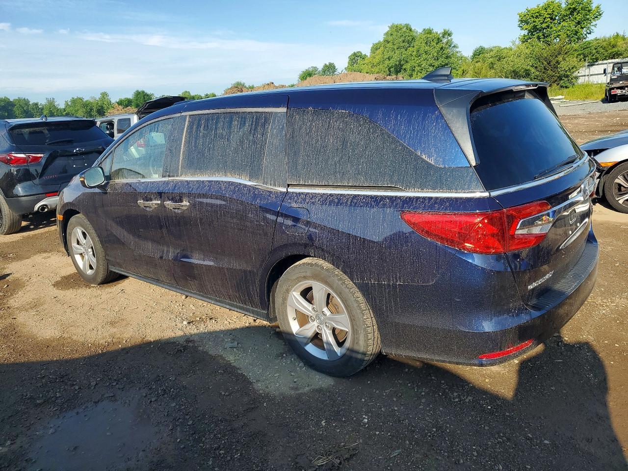 2019 Honda Odyssey Ex - Image 2