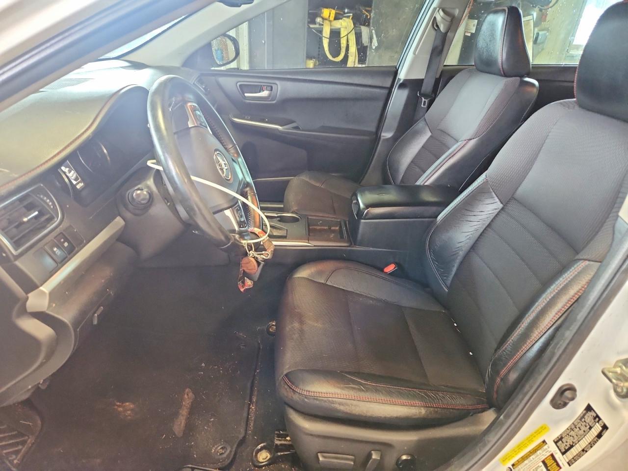 2016 Toyota Camry Se - Фото 7