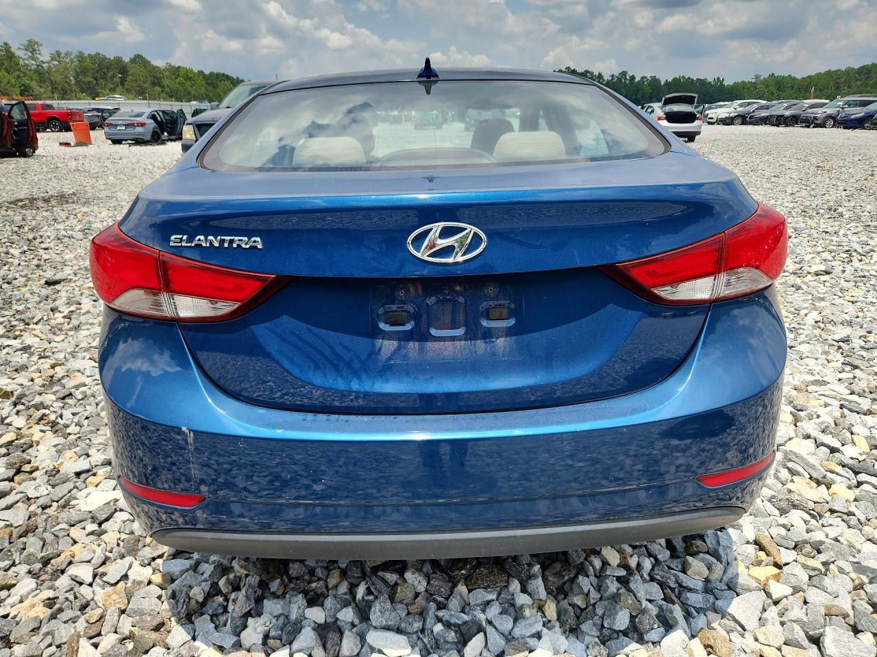 2016 Hyundai Elantra Se - Фото 6
