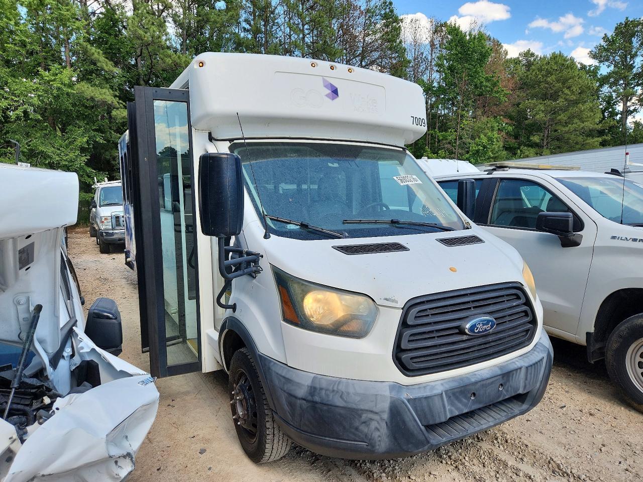 2017 Ford Transit Shuttle Bus - Image 4
