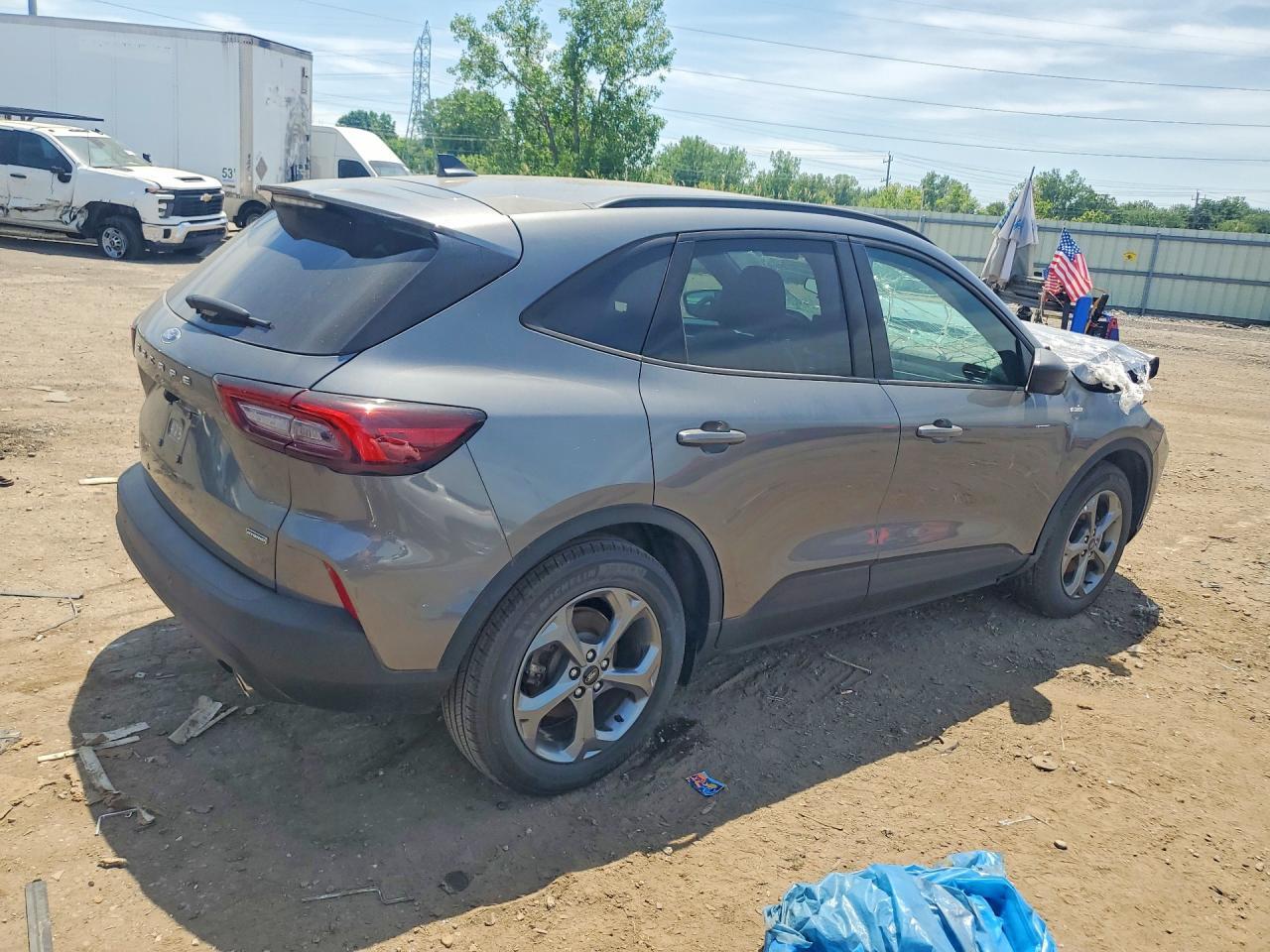 2025 Ford Escape St Line - Image 3