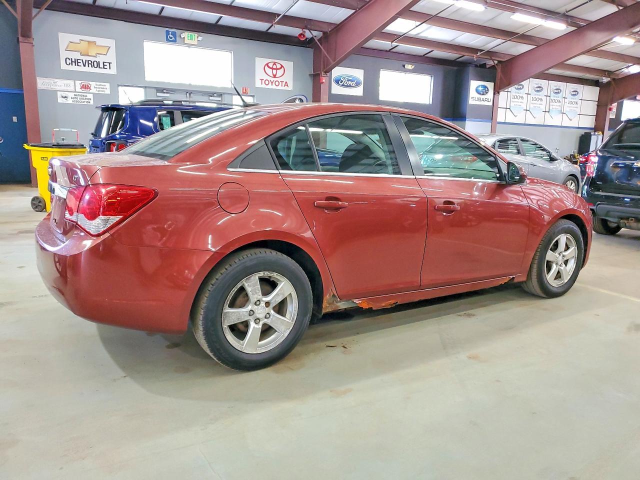 2012 Chevrolet Cruze Lt - Image 3