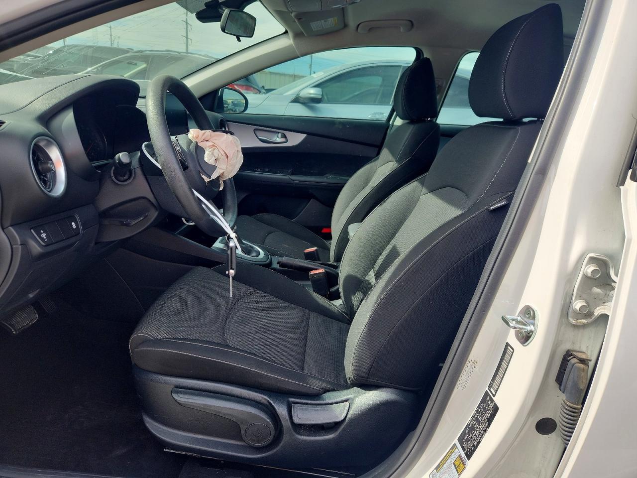 2024 Kia Forte Lxs - Image 7