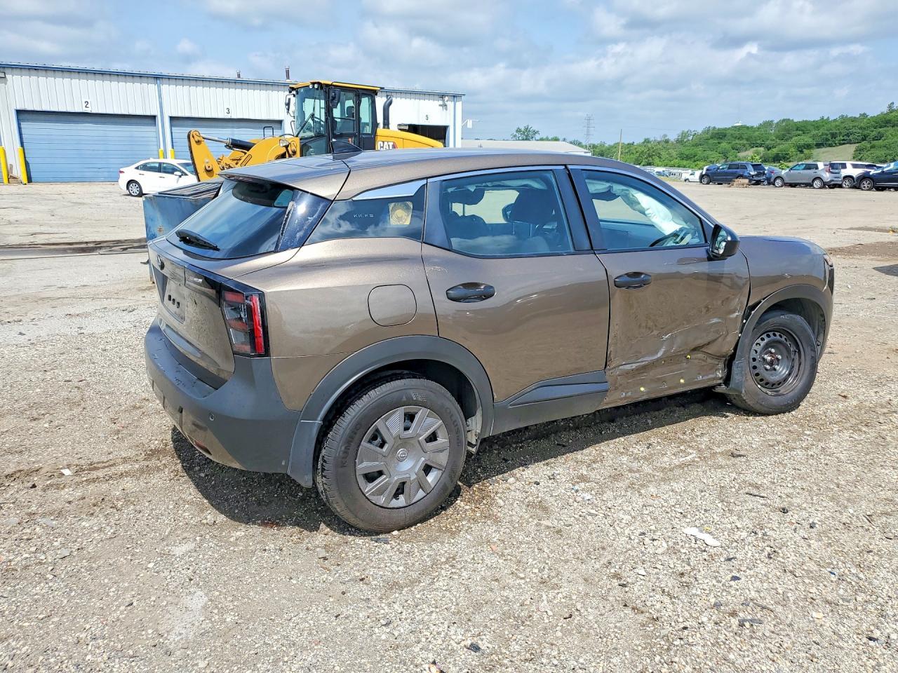 2026 Nissan Kicks S - Image 3