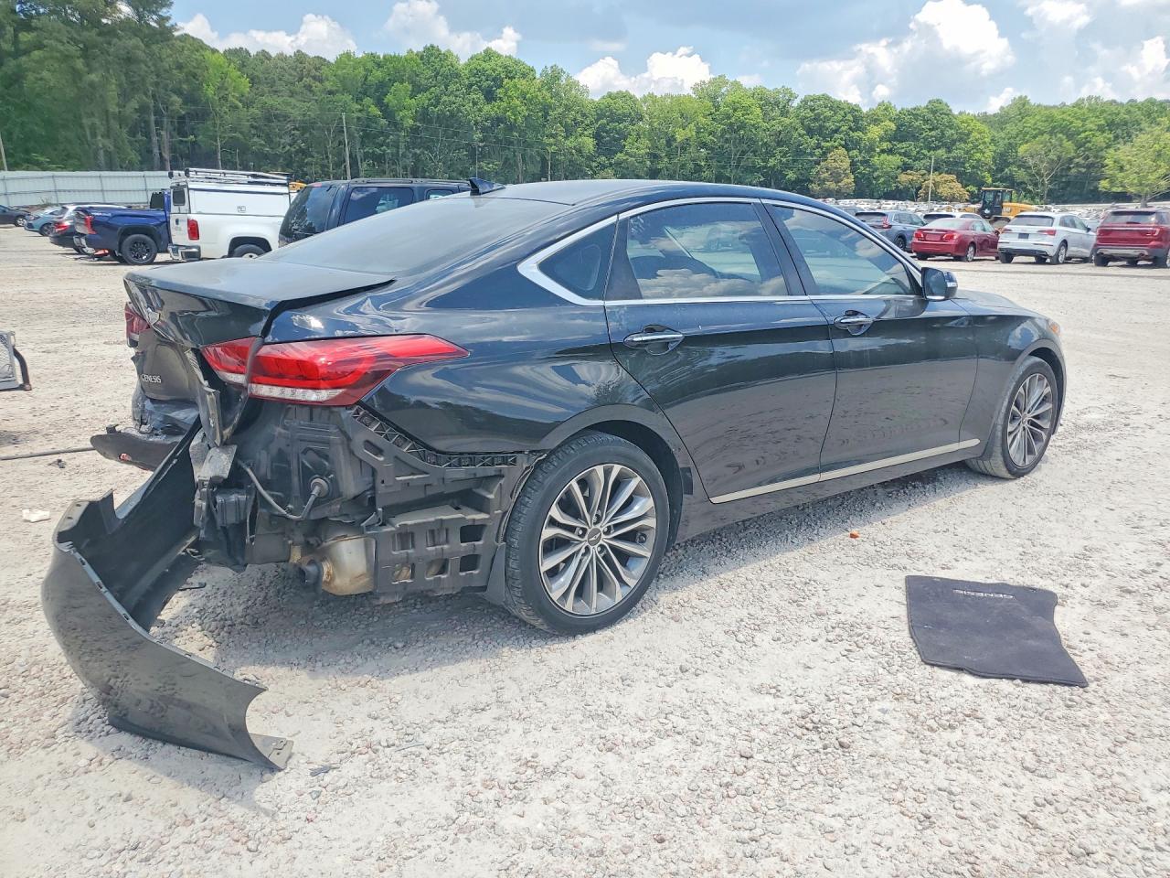 2015 Hyundai Genesis 3.8L - Фото 3