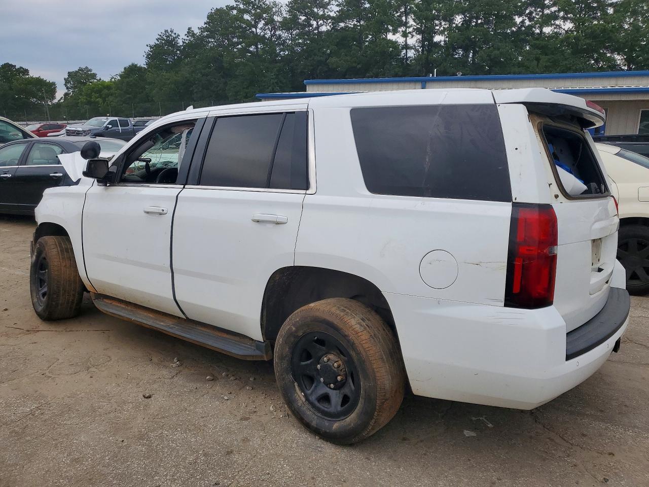 2020 Chevrolet Tahoe Police - Image 2