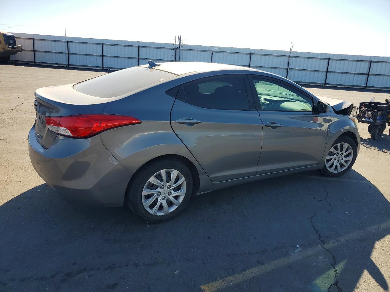 2012 Hyundai Elantra Gls - Фото 3