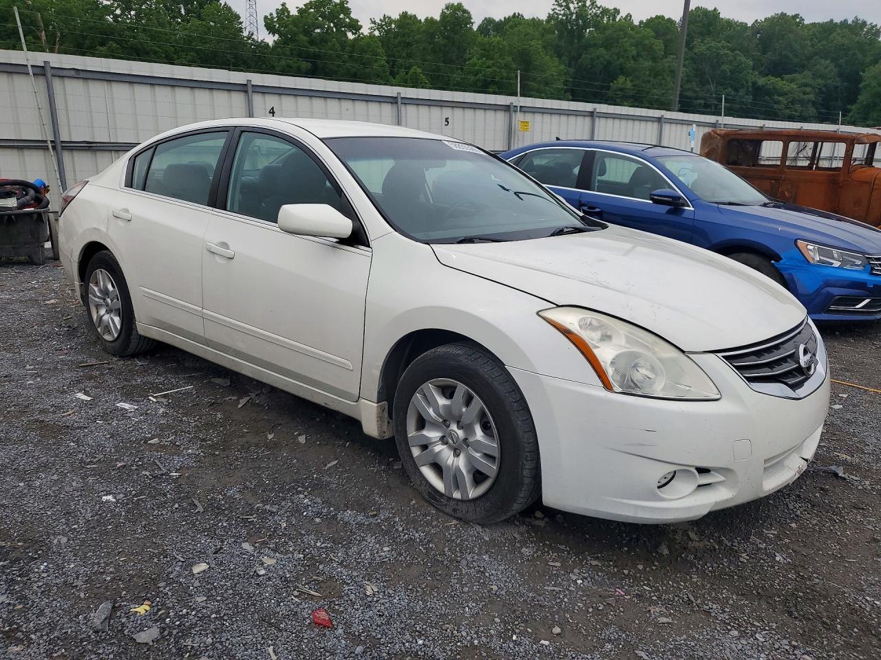 2010 Nissan Altima 2.5 - Фото 4
