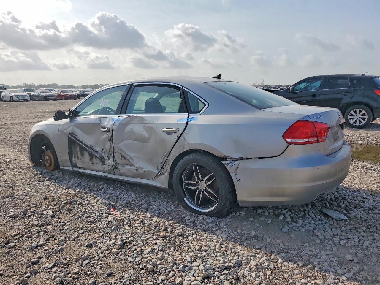 2014 Volkswagen Passat Tdi - Фото 2