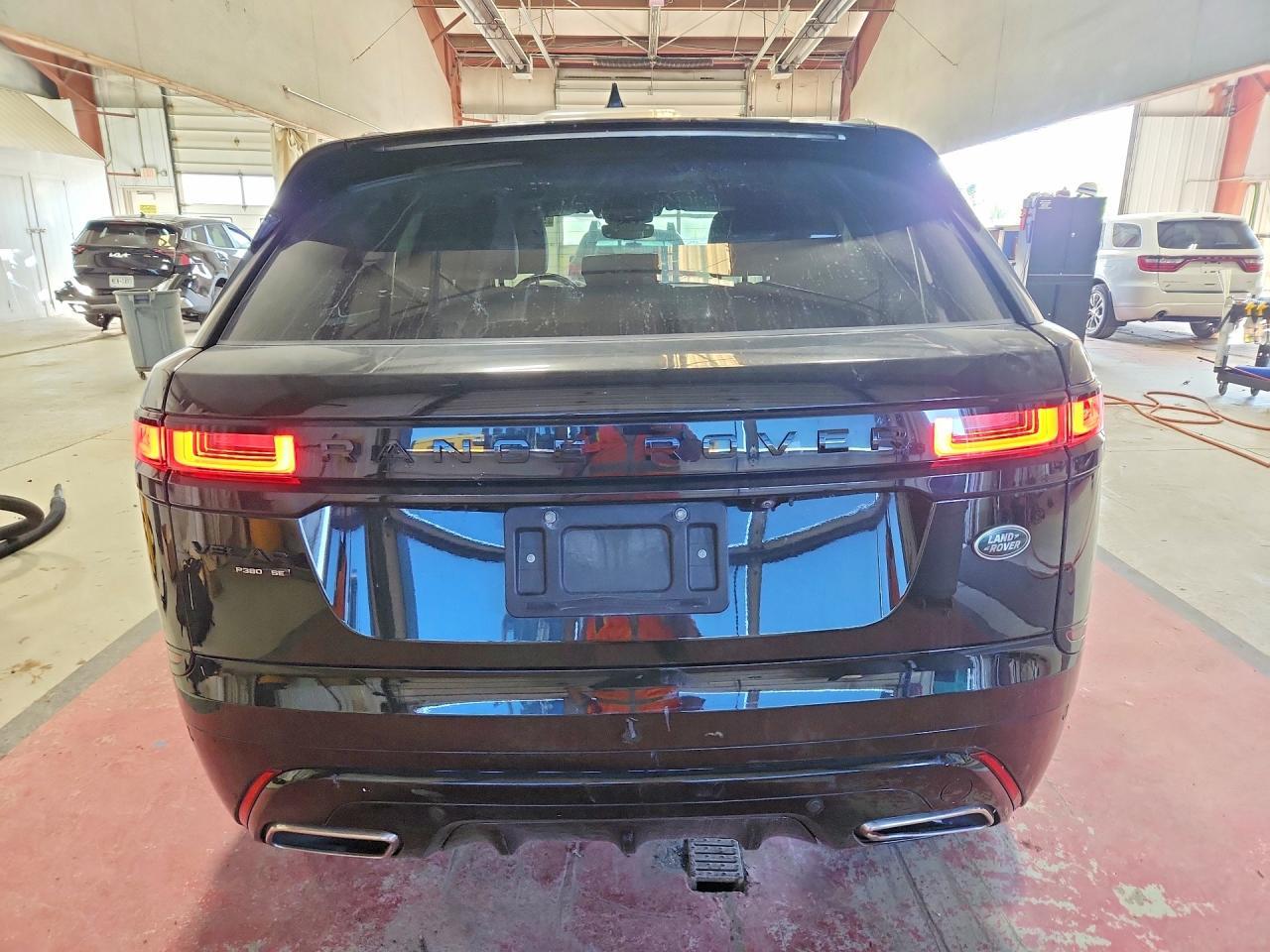 2018 Land Rover Range Rover Velar R-Dynamic Se - Image 6