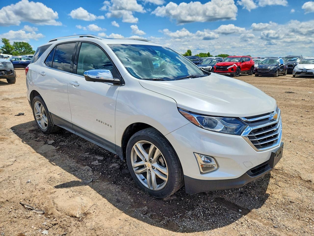 2019 Chevrolet Equinox Premier - Image 4