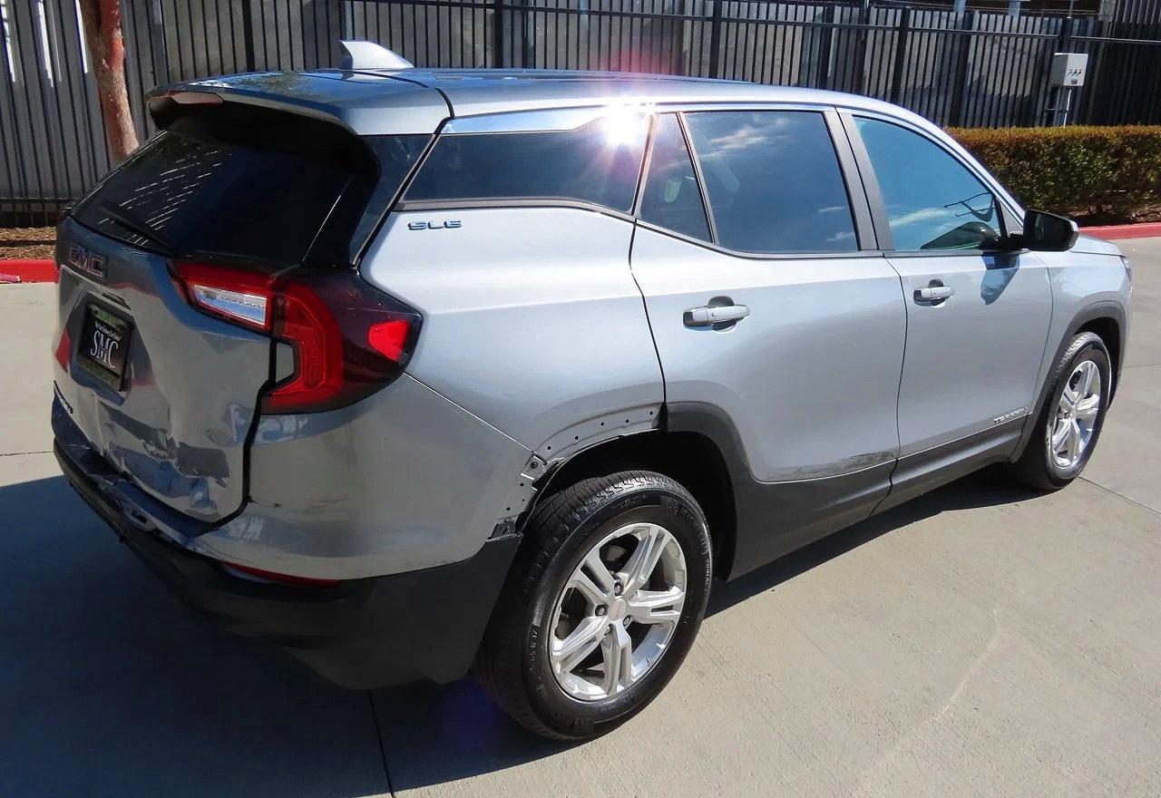 2024 GMC Terrain Sle - Image 3