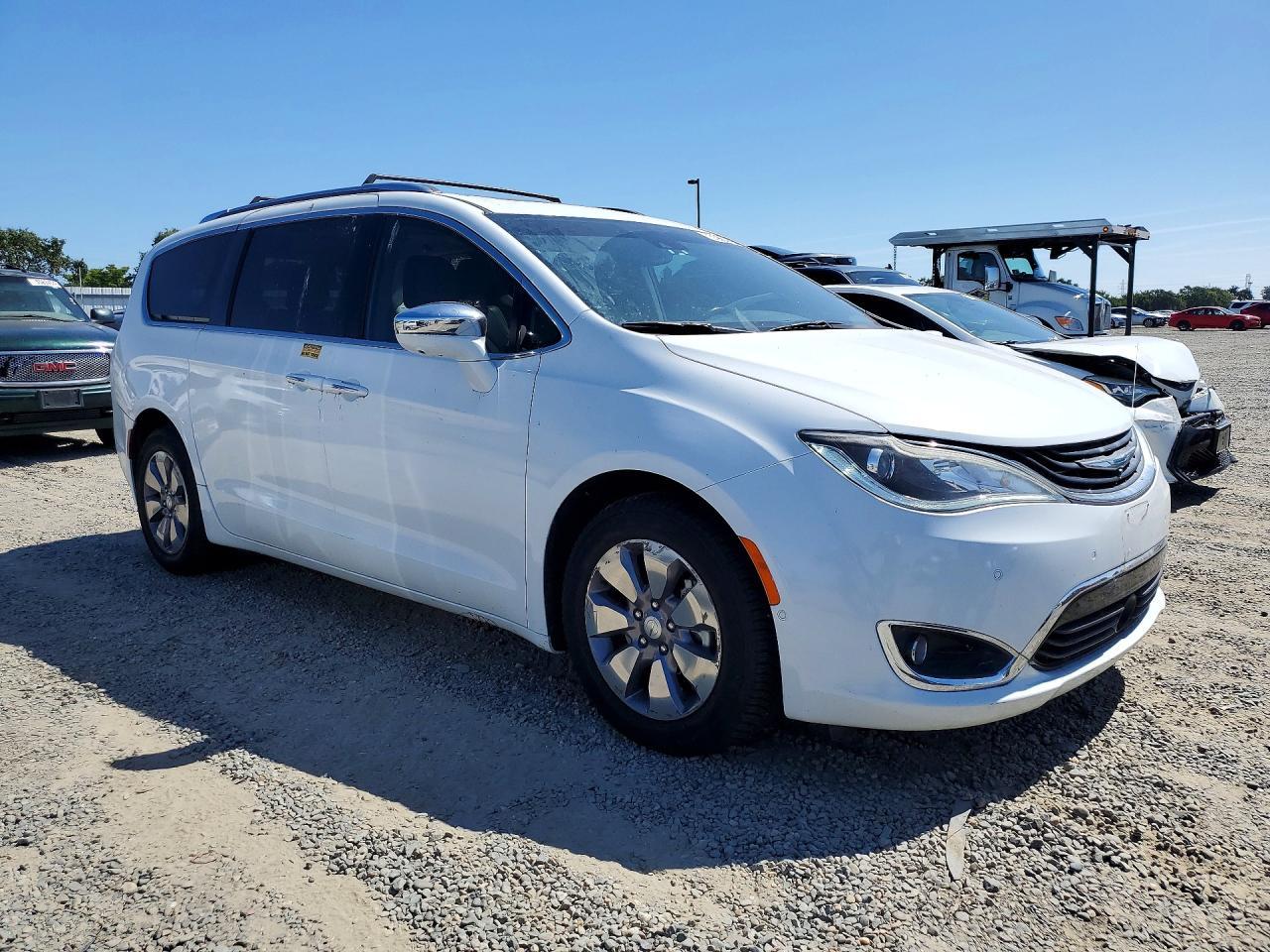 2019 Chrysler Pacifica Hybrid Limited - Фото 4