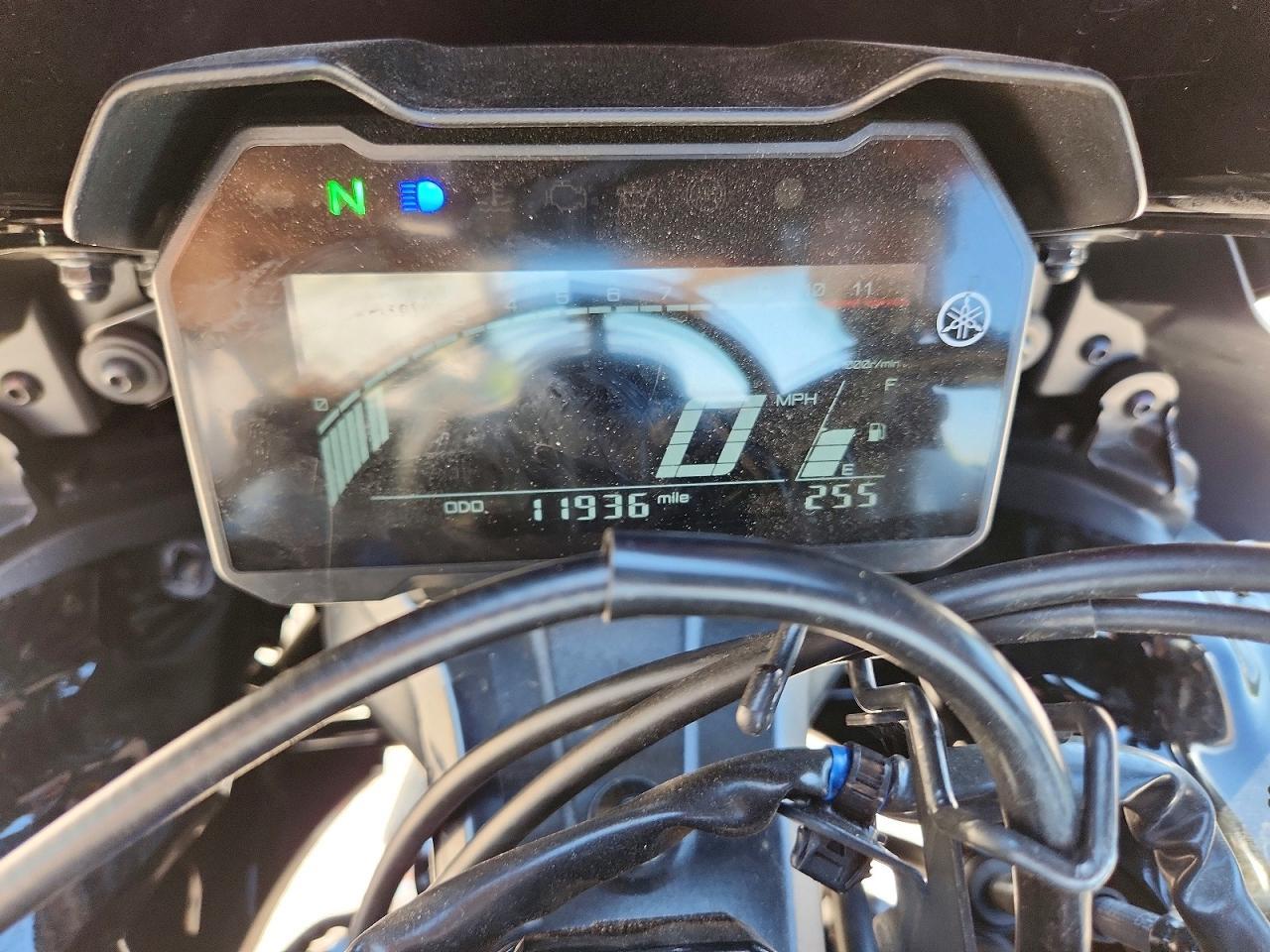 2025 Yamaha Yzfr7 - Image 7