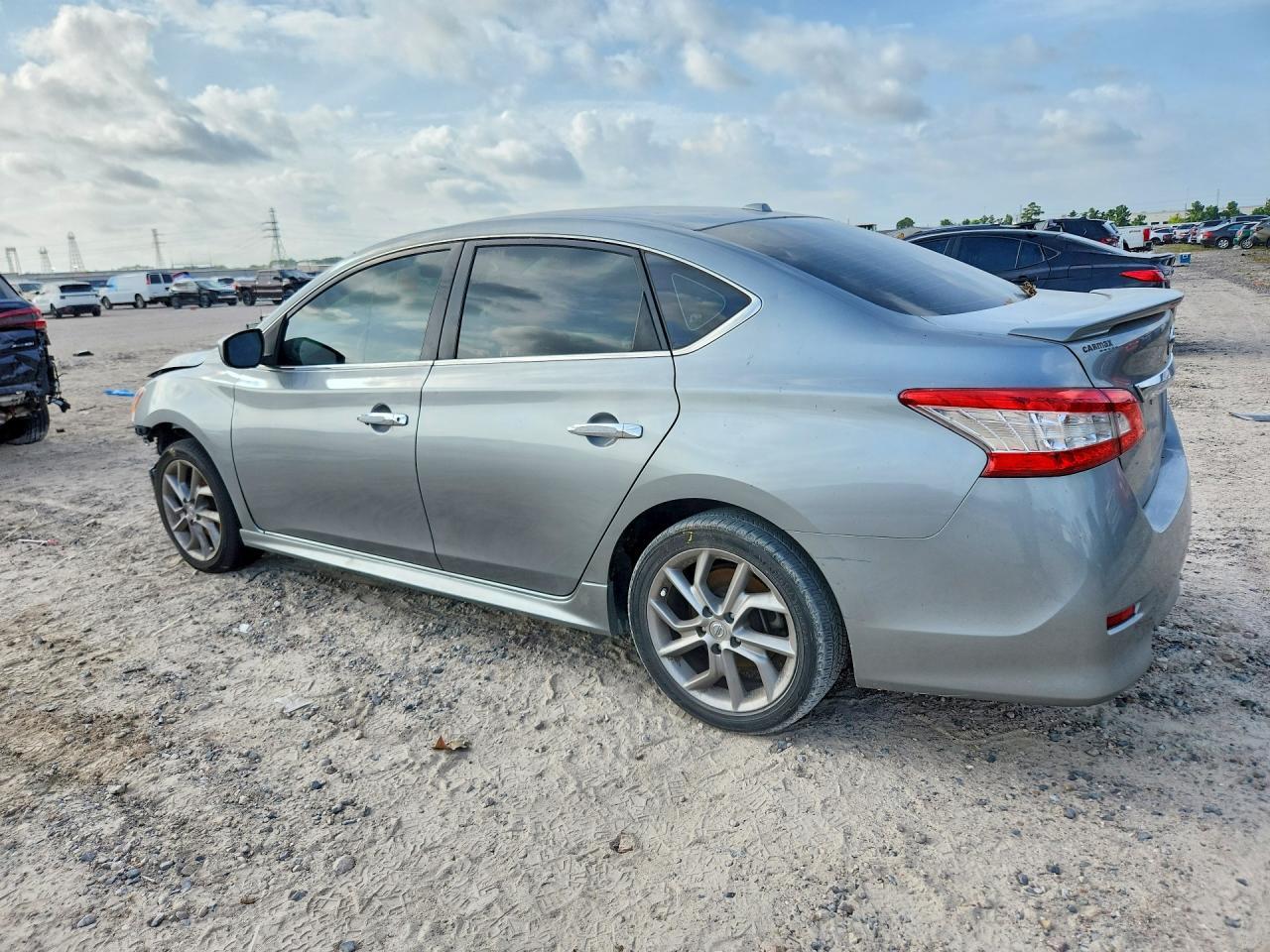 2014 Nissan Sentra Sr - Фото 2