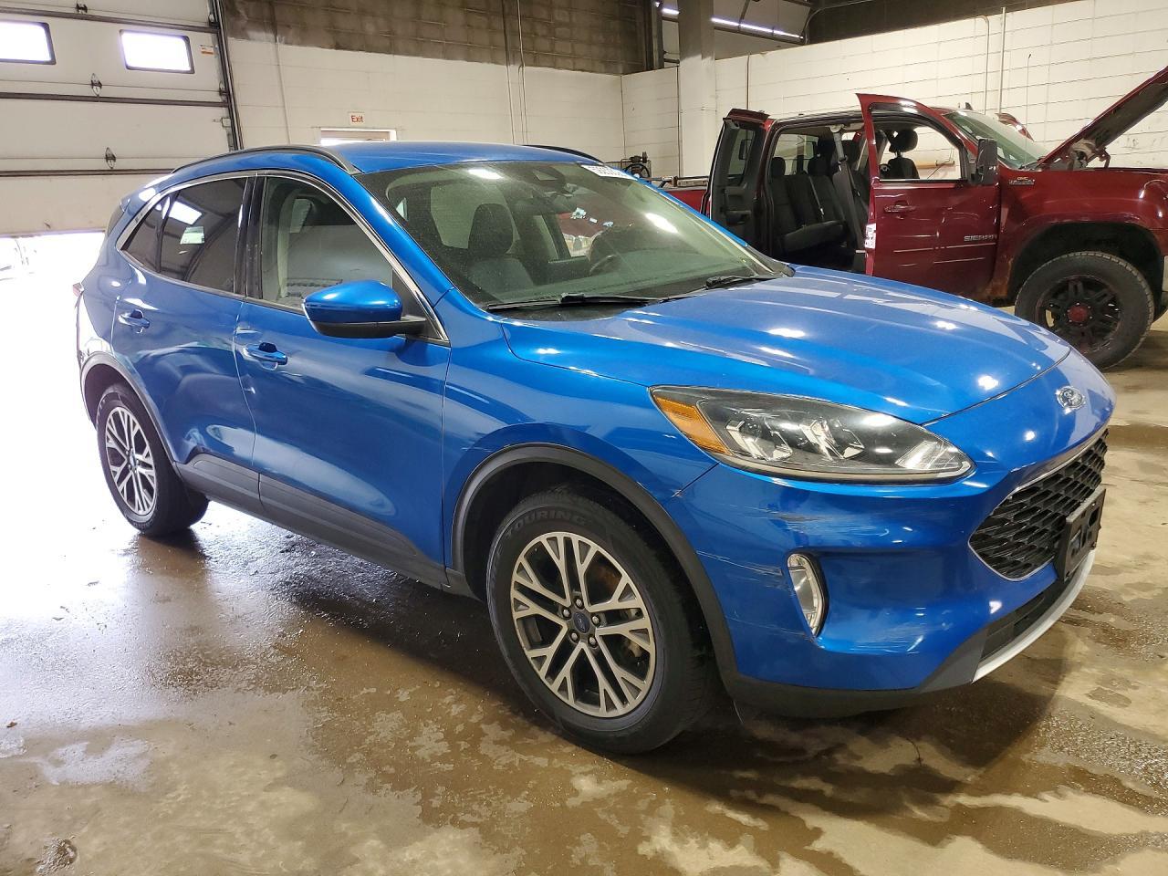 2020 Ford Escape - Фото 4