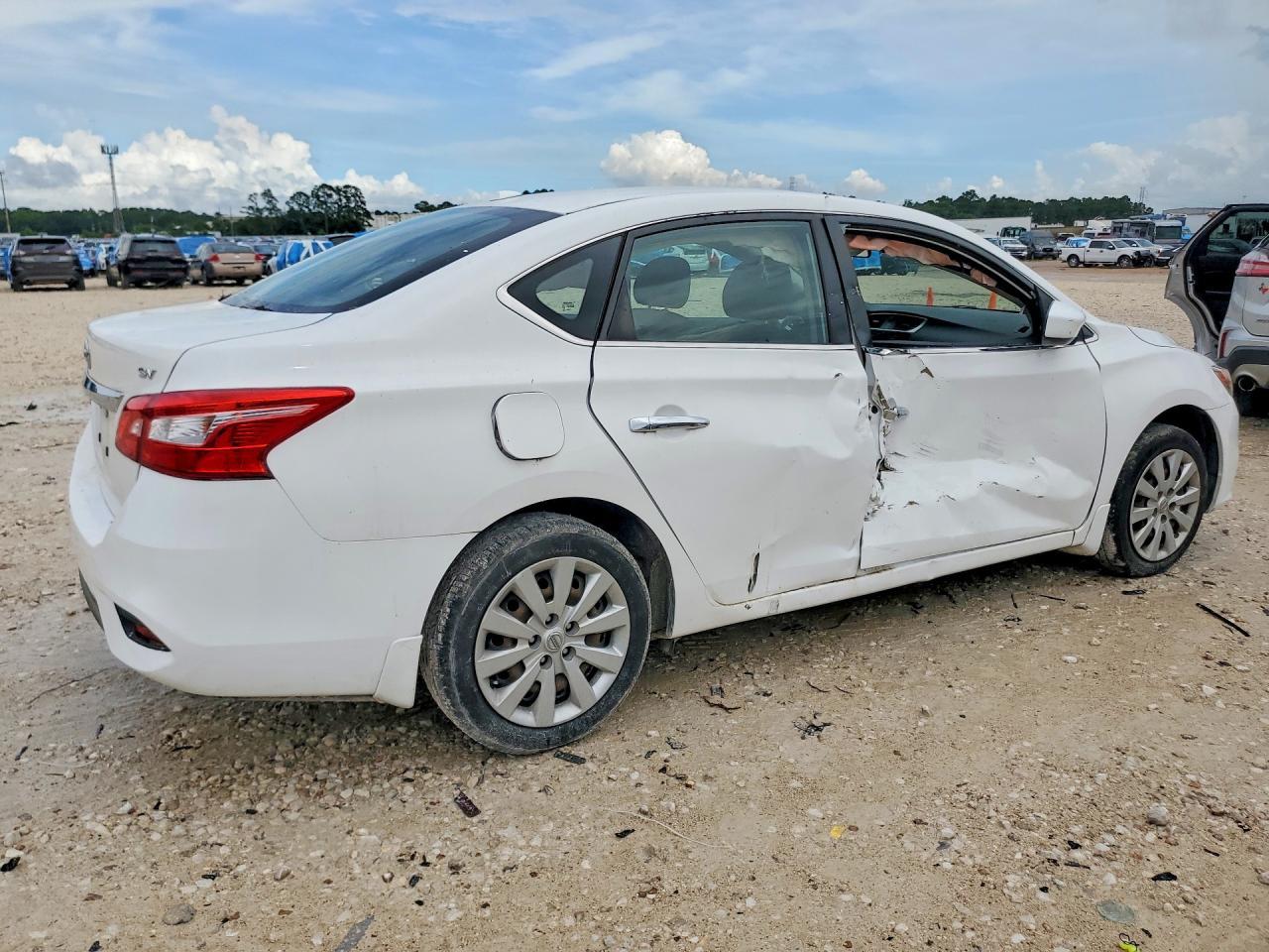 2016 Nissan Sentra Sv - Фото 3