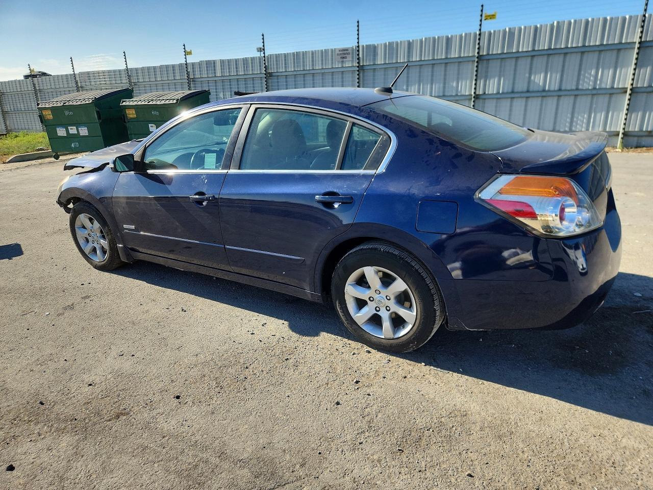 2009 Nissan Altima Hybrid - Фото 2