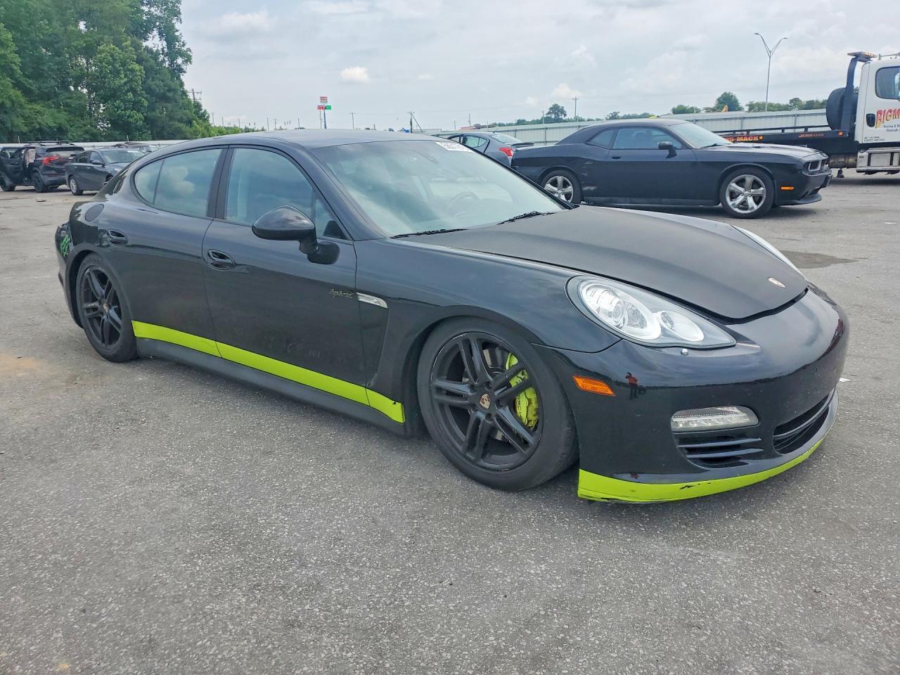 2012 Porsche Panamera S Hybrid - Image 4