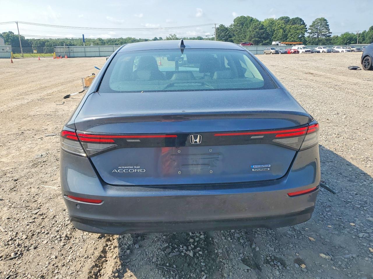 2023 Honda Accord Touring Hybrid - Image 6