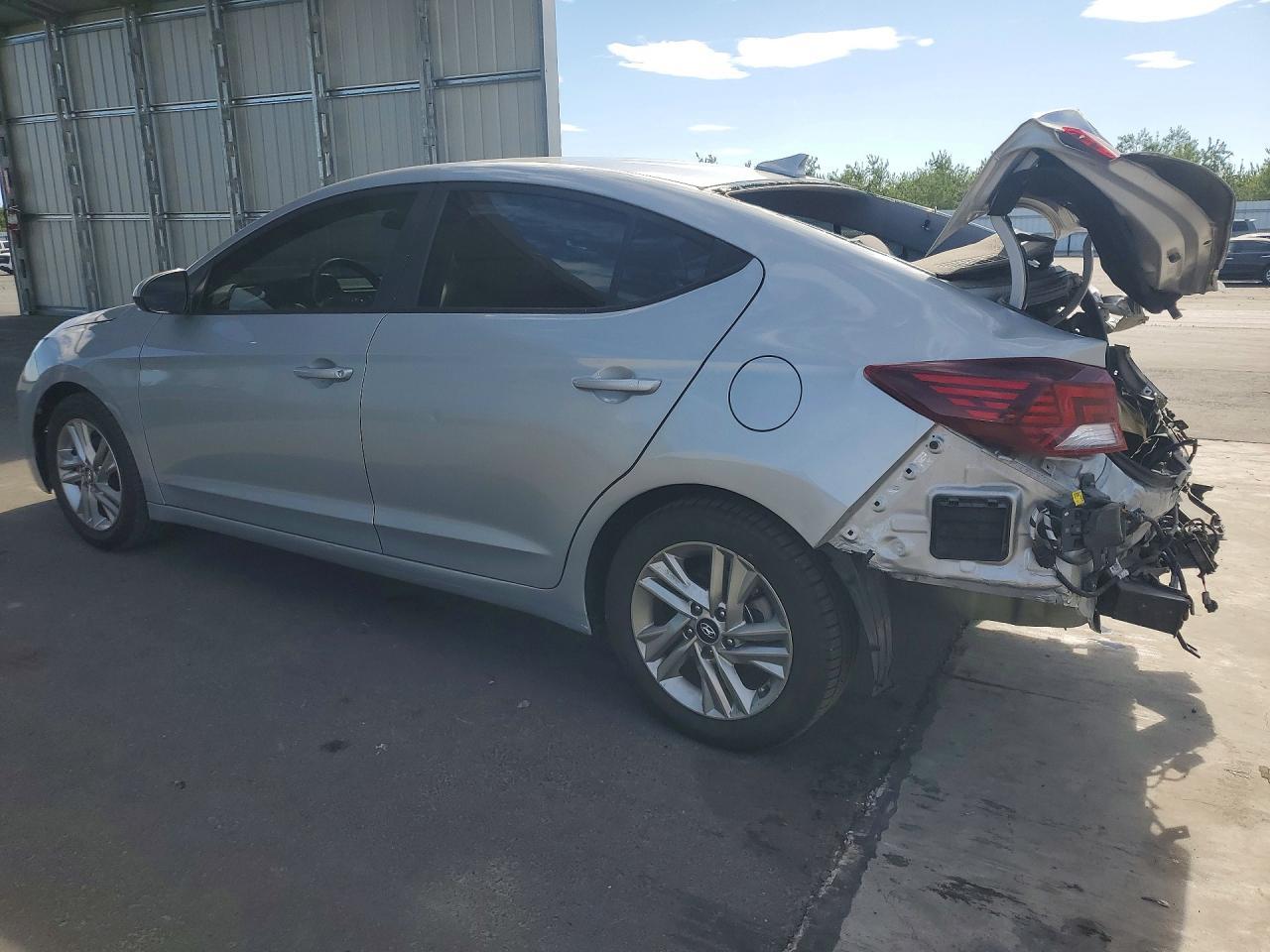 2020 Hyundai Elantra Sel - Фото 2