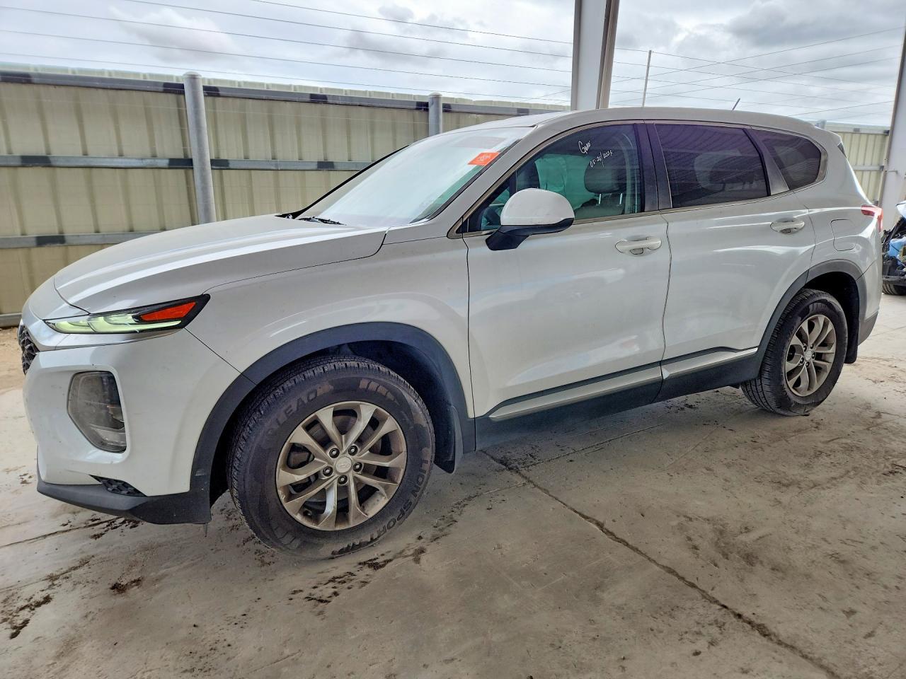 2020 Hyundai Santa Fe Se