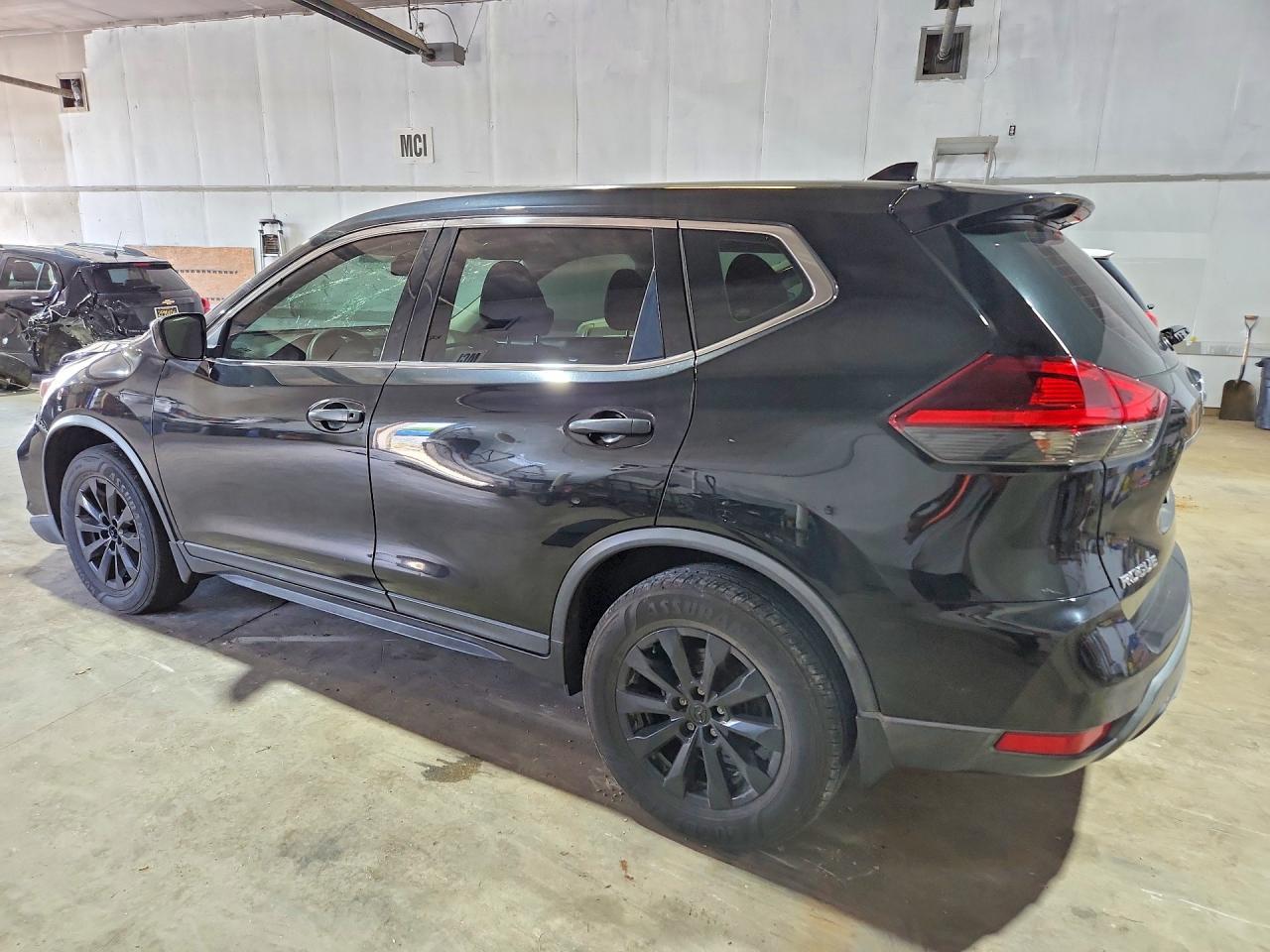 2019 Nissan Rogue S - Image 2
