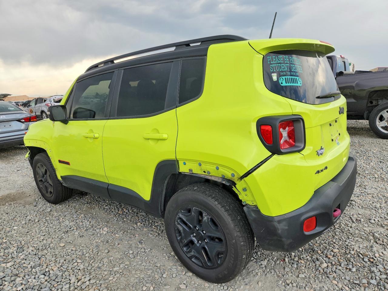2018 Jeep Renegade Trailhawk - Image 2