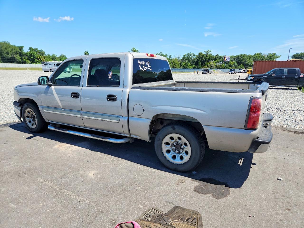 2005 Chevrolet Silverado C1500 - Фото 2