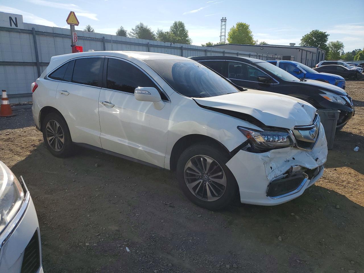 2017 Acura Rdx Advance - Image 4