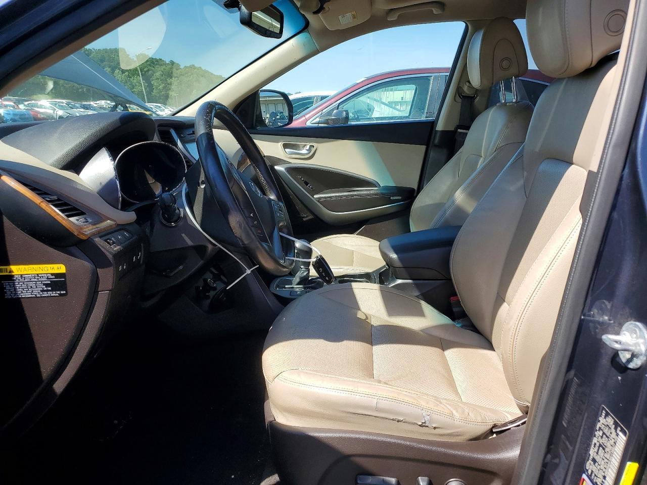 2016 Hyundai Santa Fe Se - Image 7