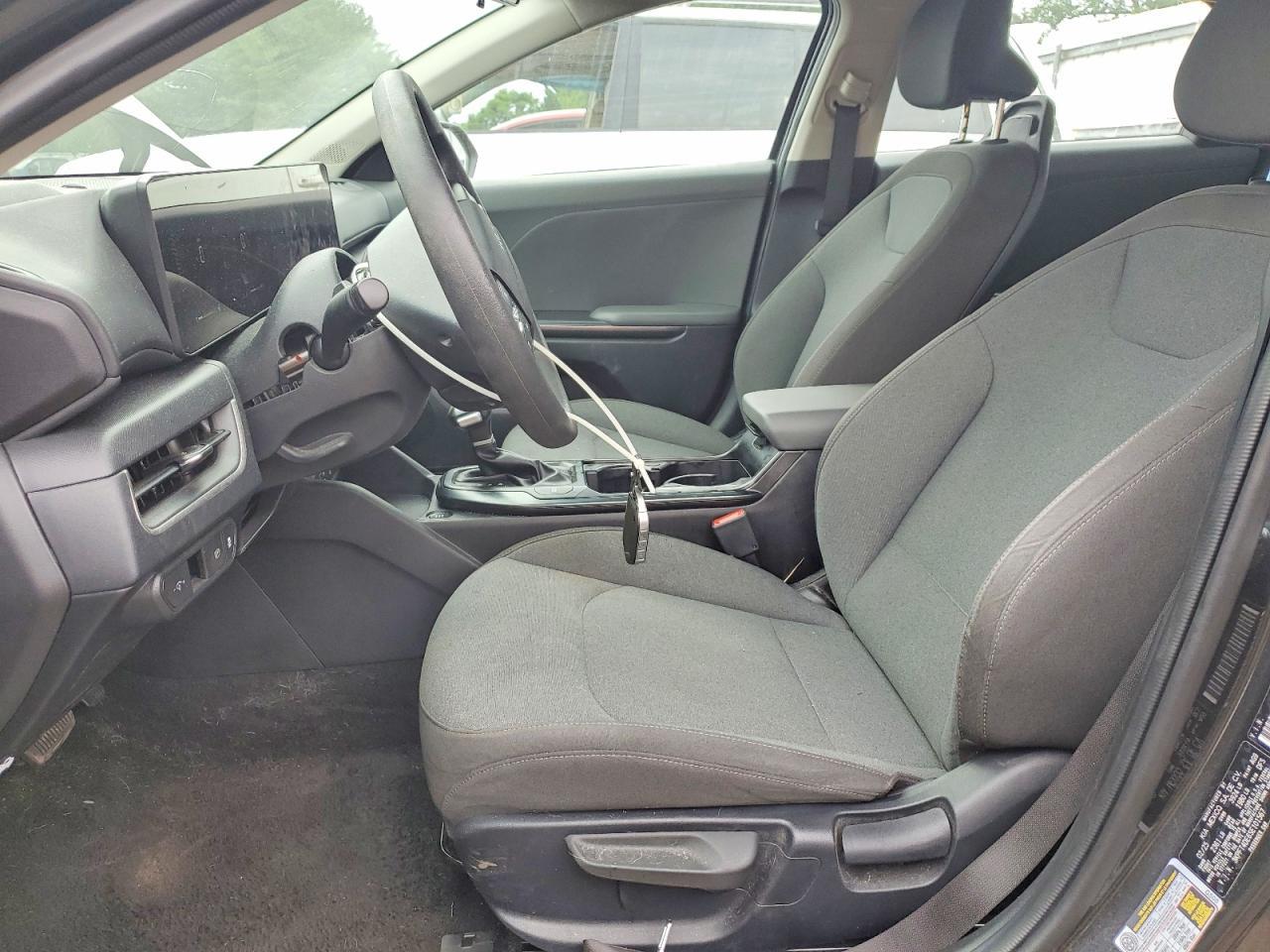 2025 Kia K4 - Image 7