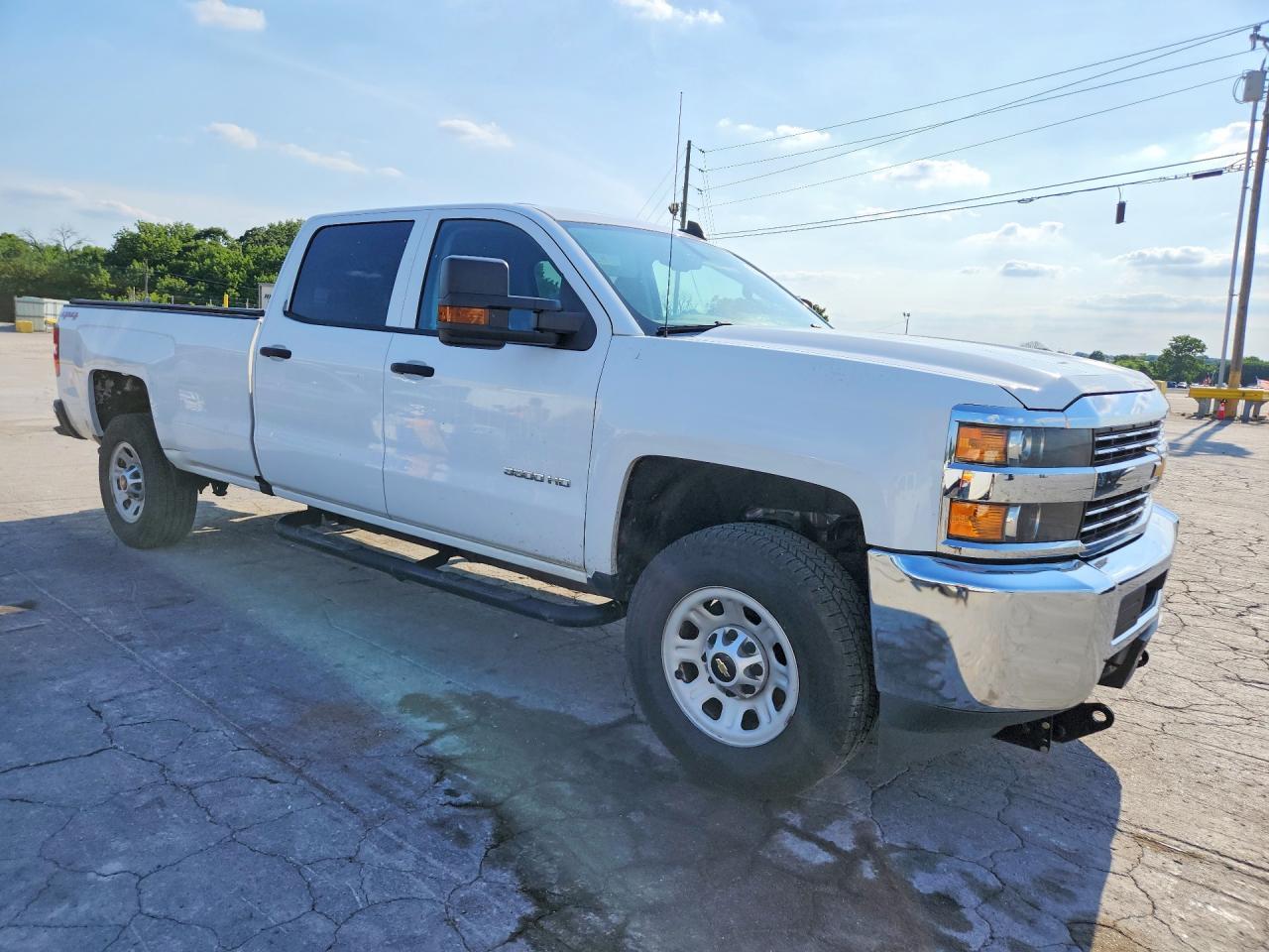 2016 Chevrolet Silverado K3500 - Image 4