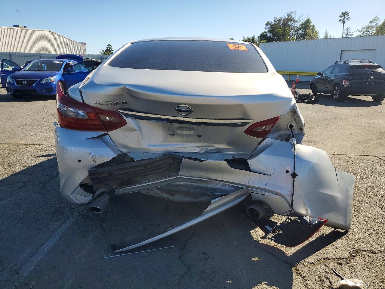 2018 Nissan Altima 2.5 S - Фото 6