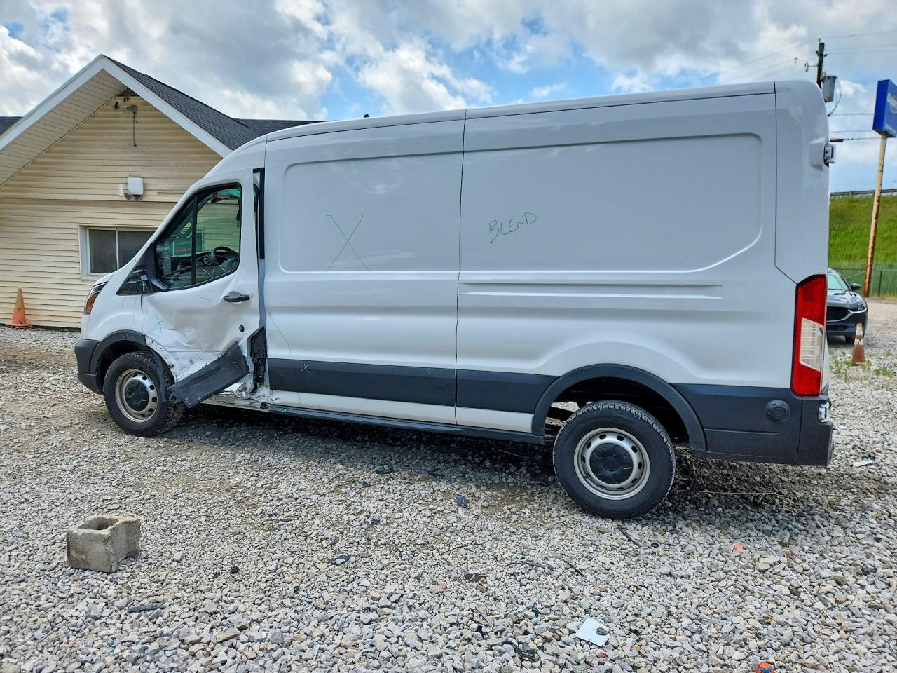 2024 Ford Transit T-250 - Фото 2